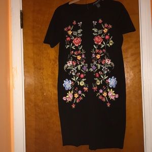 Black embroidered dress-MUST GO!